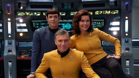 Rebecca Romijn and Anson Mount talk 'Star Trek: Strange New Worlds'